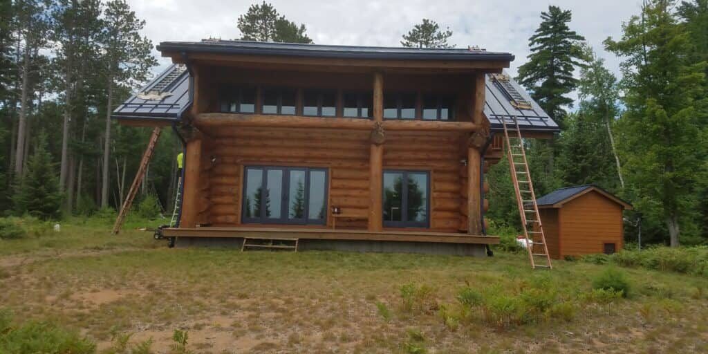 staining-dan-roof